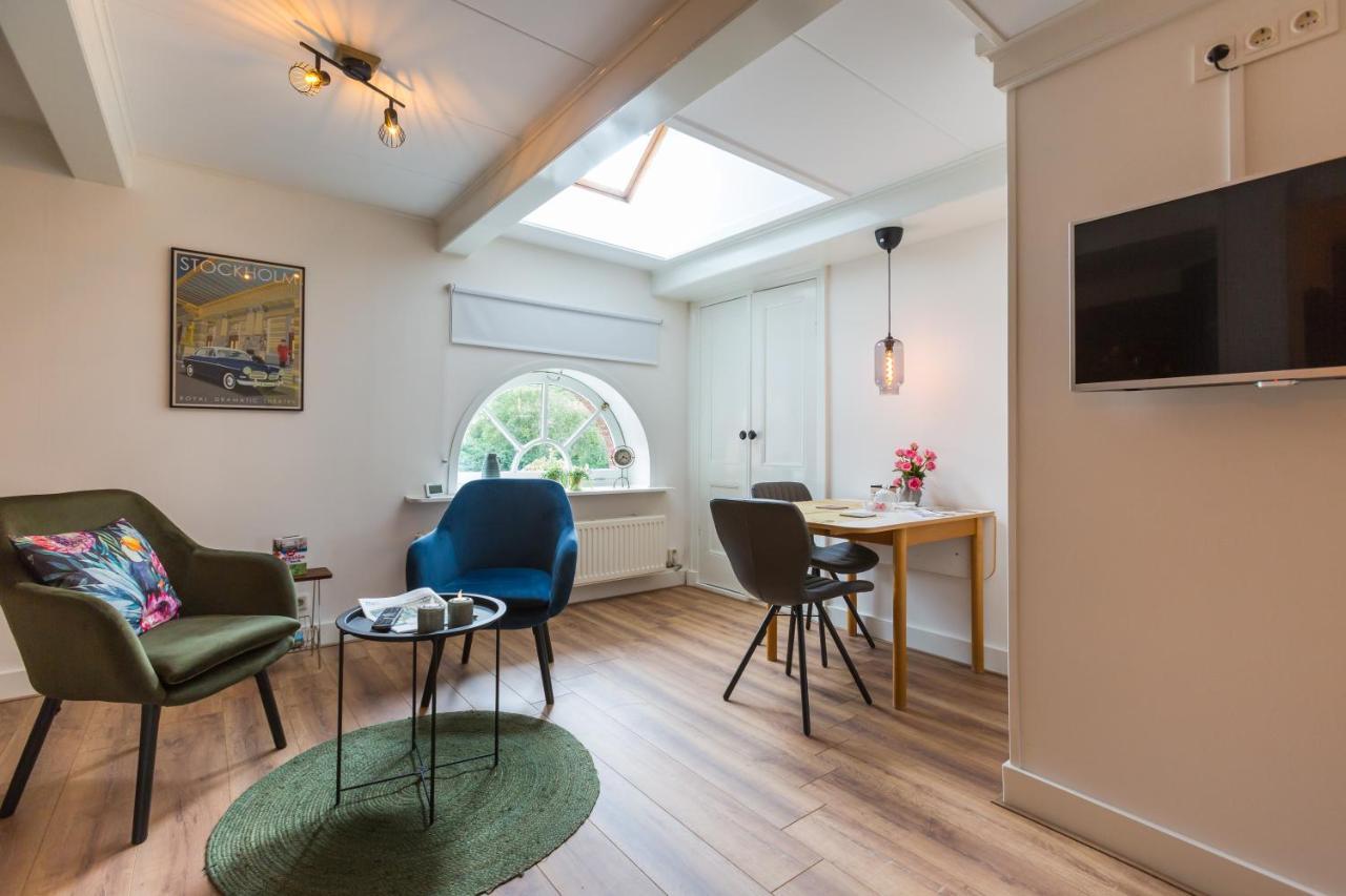 D' Ald Skoalle - Sfeervol Appartement In Oude School. Wijtgaard Dış mekan fotoğraf