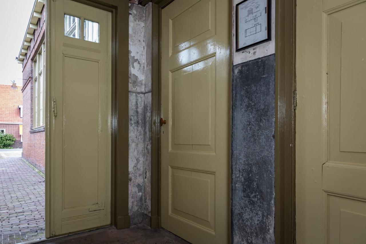 D' Ald Skoalle - Sfeervol Appartement In Oude School. Wijtgaard Dış mekan fotoğraf